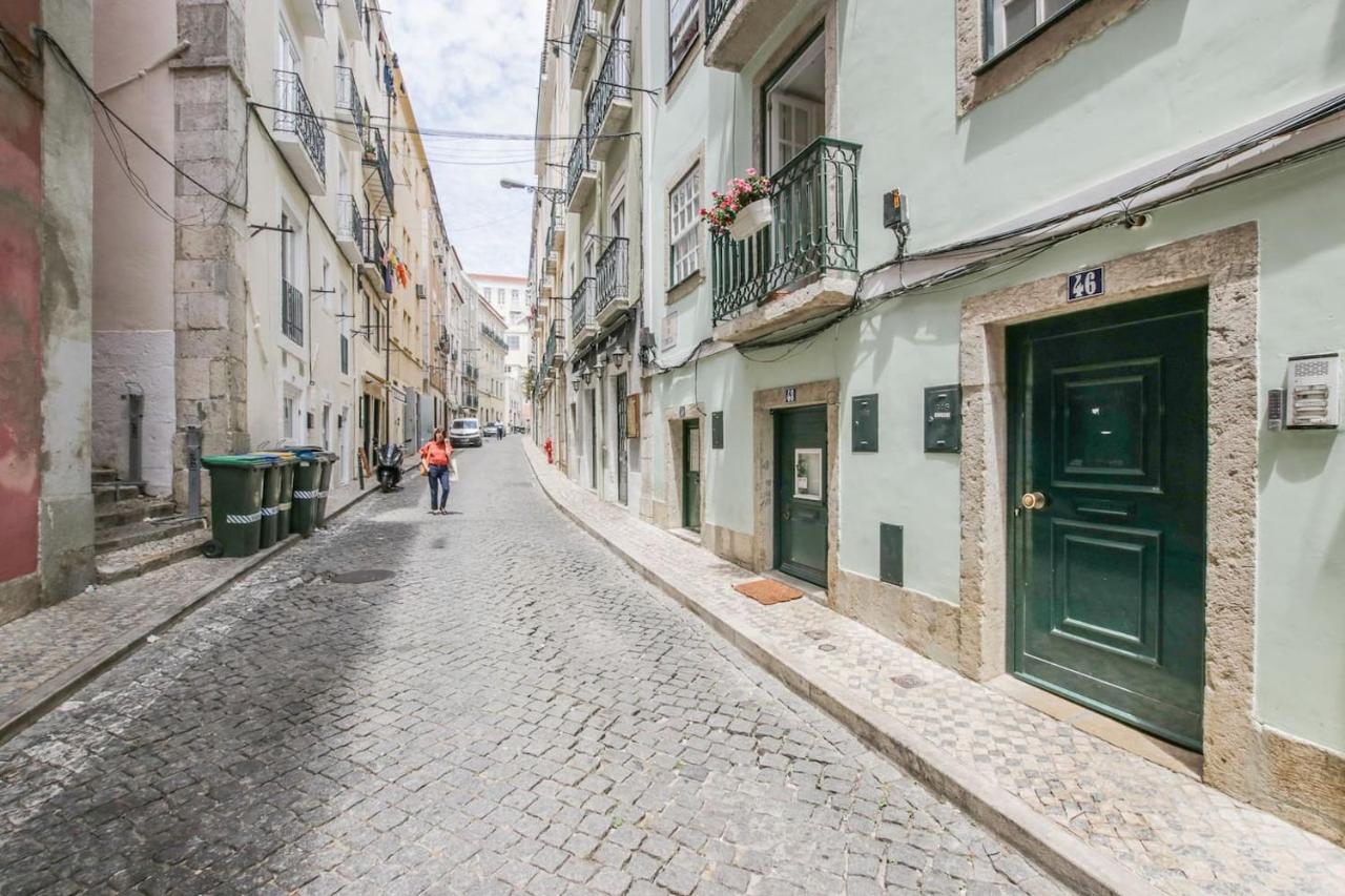 Golden Cage Chiado - Charm Historic And Cozy Leilighet Lisboa Eksteriør bilde