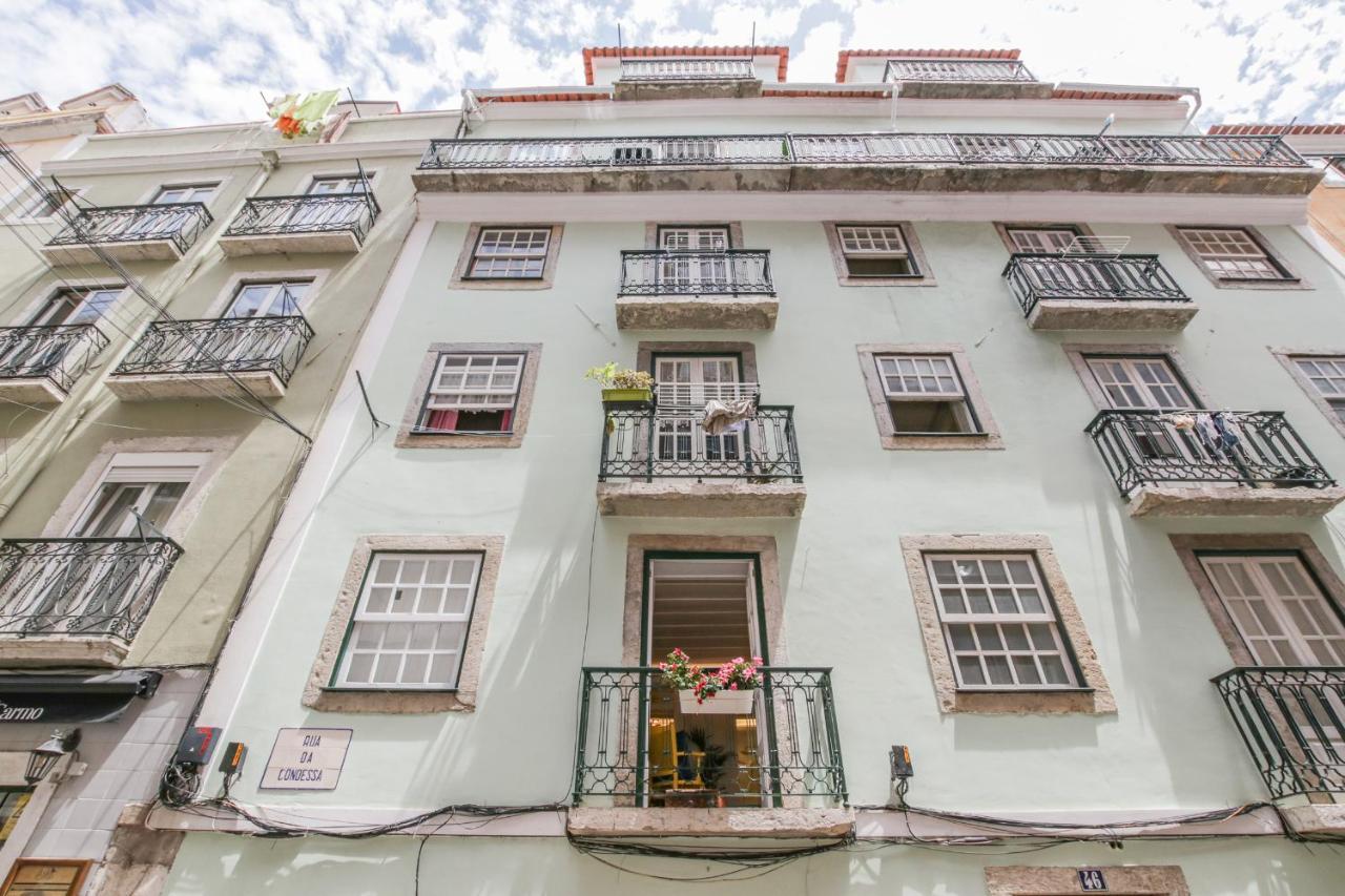 Golden Cage Chiado - Charm Historic And Cozy Leilighet Lisboa Eksteriør bilde